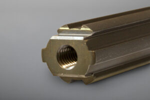 Lieferbar sind Keilwellen und Muffen in unterschiedlichen Abmessungen und Ausführungen, Materialien sowie Wellen und Naben mit Innen- und Außenprofilen, Mehrkeilprofilen, Kerbverzahnungen und Einzelnuten.