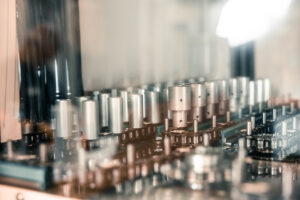 Ein großer Schritt in Richtung nachhaltiger Produktion ist die Wiederverwendung verschlissener Werkzeuge. Profitieren Sie von stabilen Standzeiten durch unsere Werkzeugschleiferei.