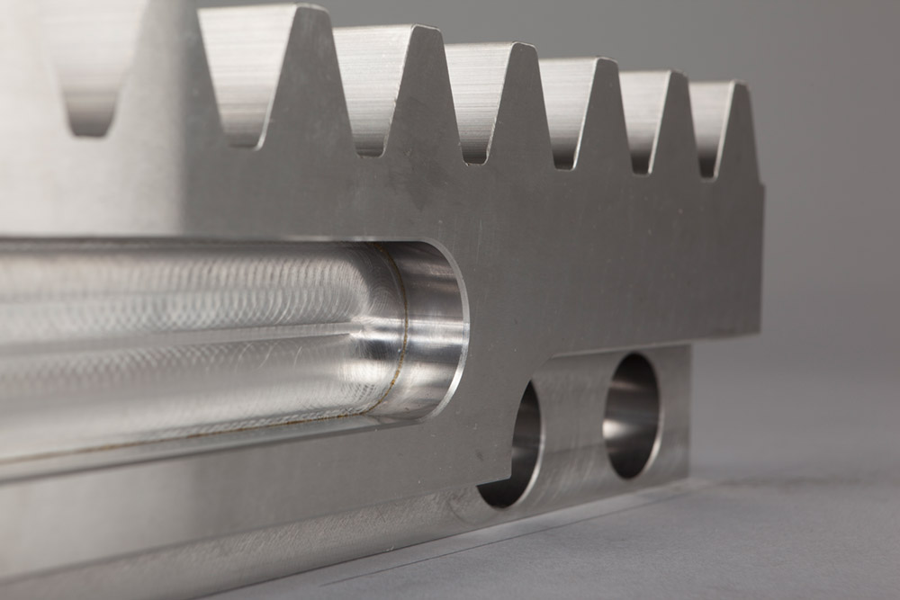 Zahnstangen Sonderanfertigungen - Antrieb ist nicht gleich Antrieb – das wissen wir von WMH Herion Linner nur zu gut.